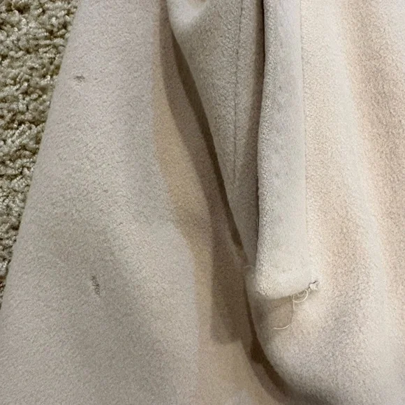 Vintage cream cashmere belted coat size small - Picture 5 of 7